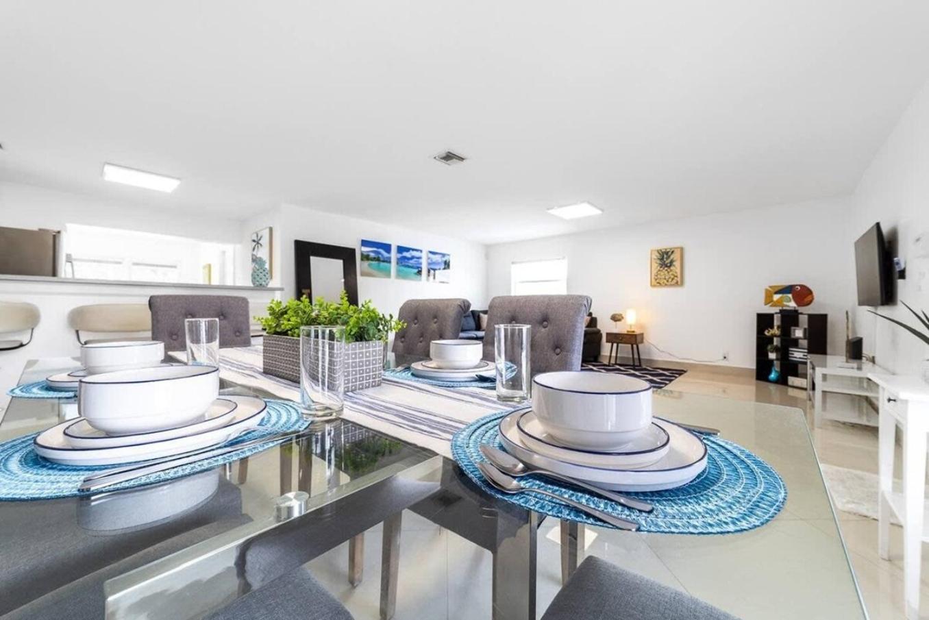 Private Heated Pool Villa In Ftl Near Beach Fort Lauderdale Eksteriør bilde
